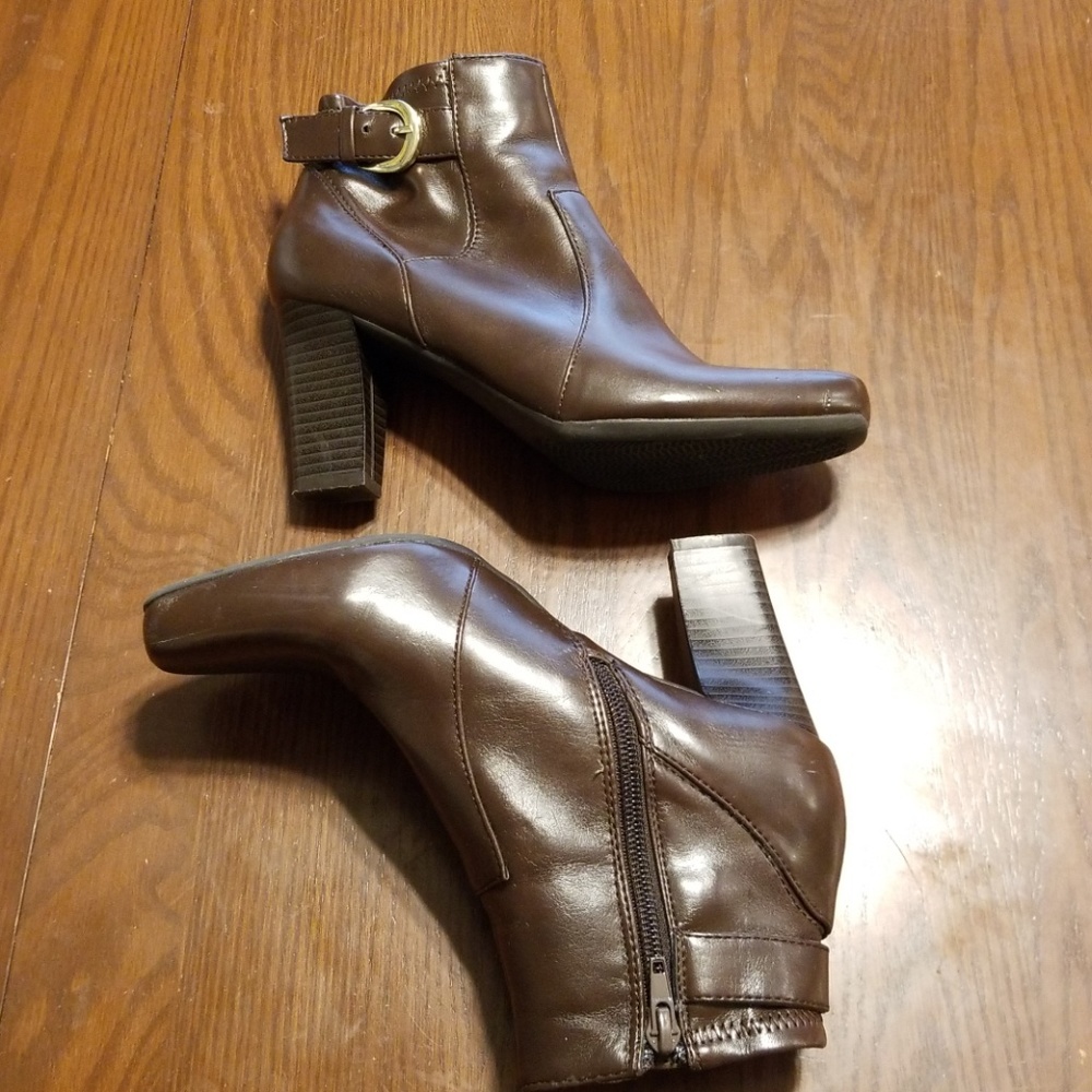 Madeline Stuart brown heeled ankle boots Rk:7:818